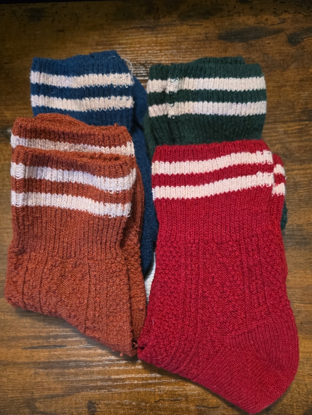 Women's Casual Crew Socks - Red, Blue, Green, Brown
